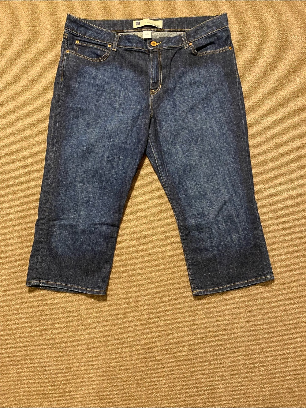 GAP Curvy Low Rise Stretch Denim Capri Jeans Size 18